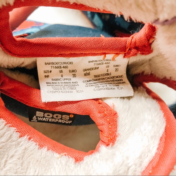 SOLD Baby Winter Bogs - Picture 3 of 3